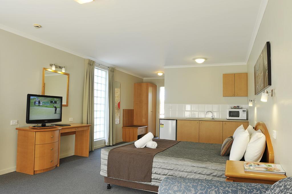 Chittaway Motel Tuggerah Room photo